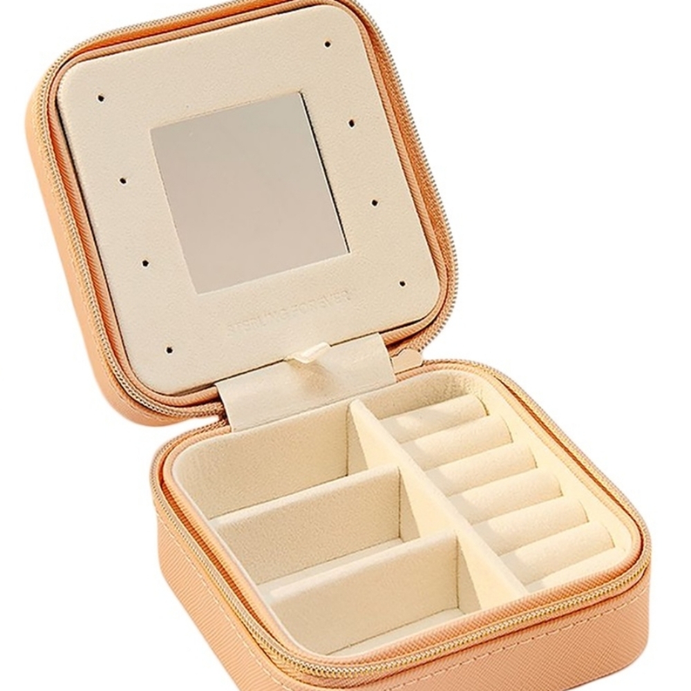 Sterling‎ Forever Jewelry Travel Case in Rose